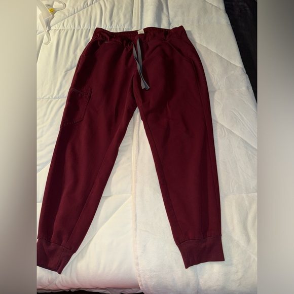 FIGS - Picture 2 of 4